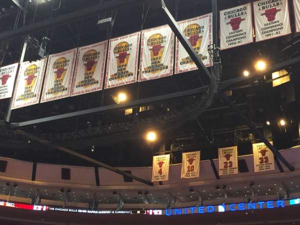 michael-jordan-rafters